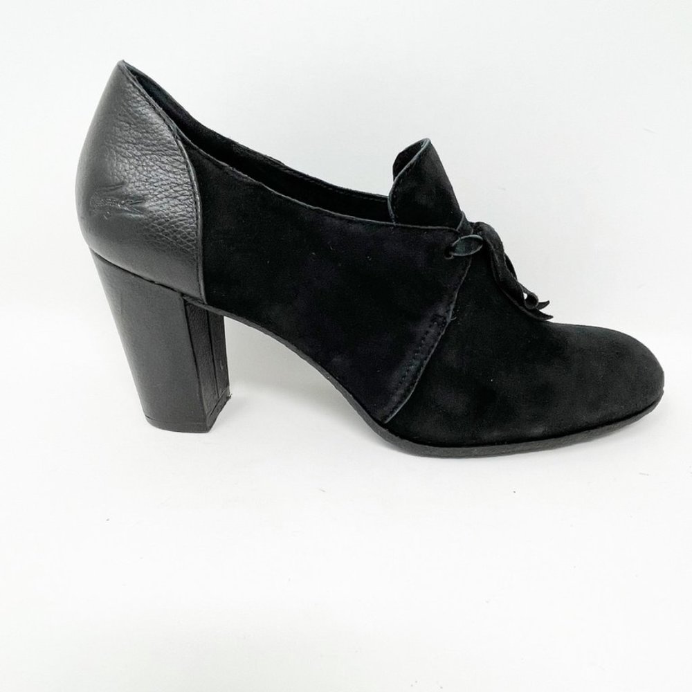 Lacoste 'Lowry' Black Suede Leather Heels SZ 8.5